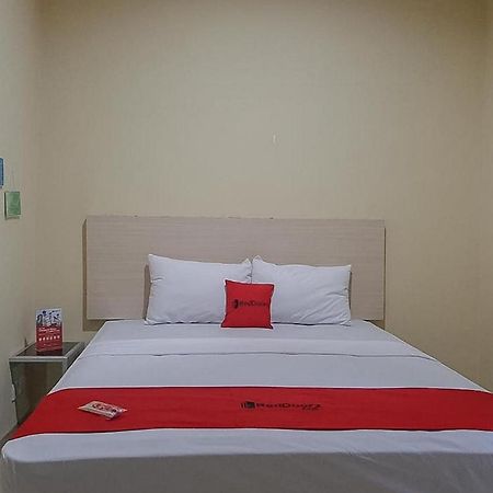 Reddoorz Near Kantor Walikota Bontang Nyerakat ภายนอก รูปภาพ