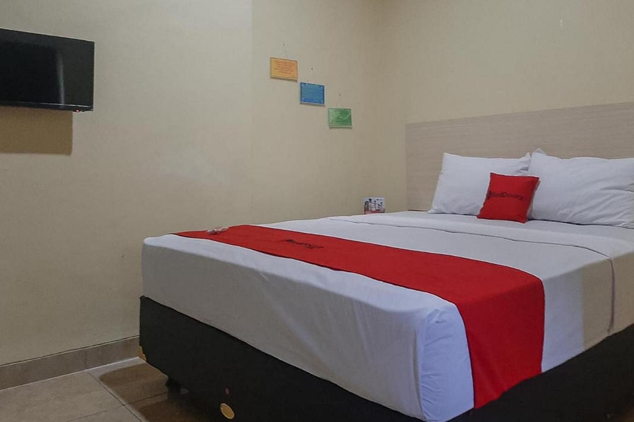 Reddoorz Near Kantor Walikota Bontang Nyerakat ภายนอก รูปภาพ